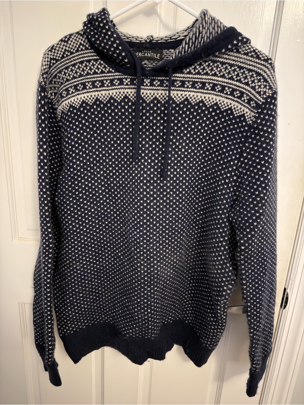 J. Crew Men's Navy and White Hooded Sweater